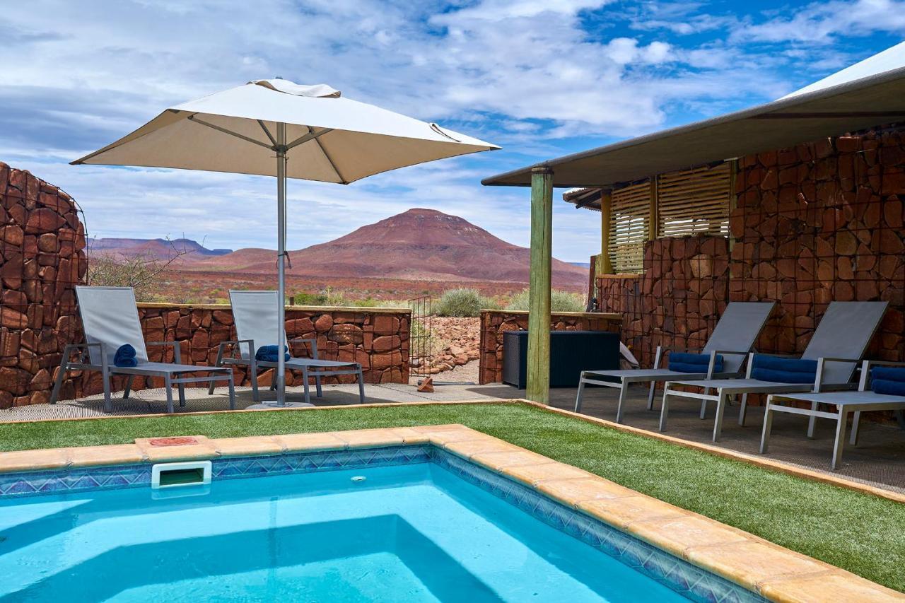 Etendeka Mountain Camp Damaraland Extérieur photo